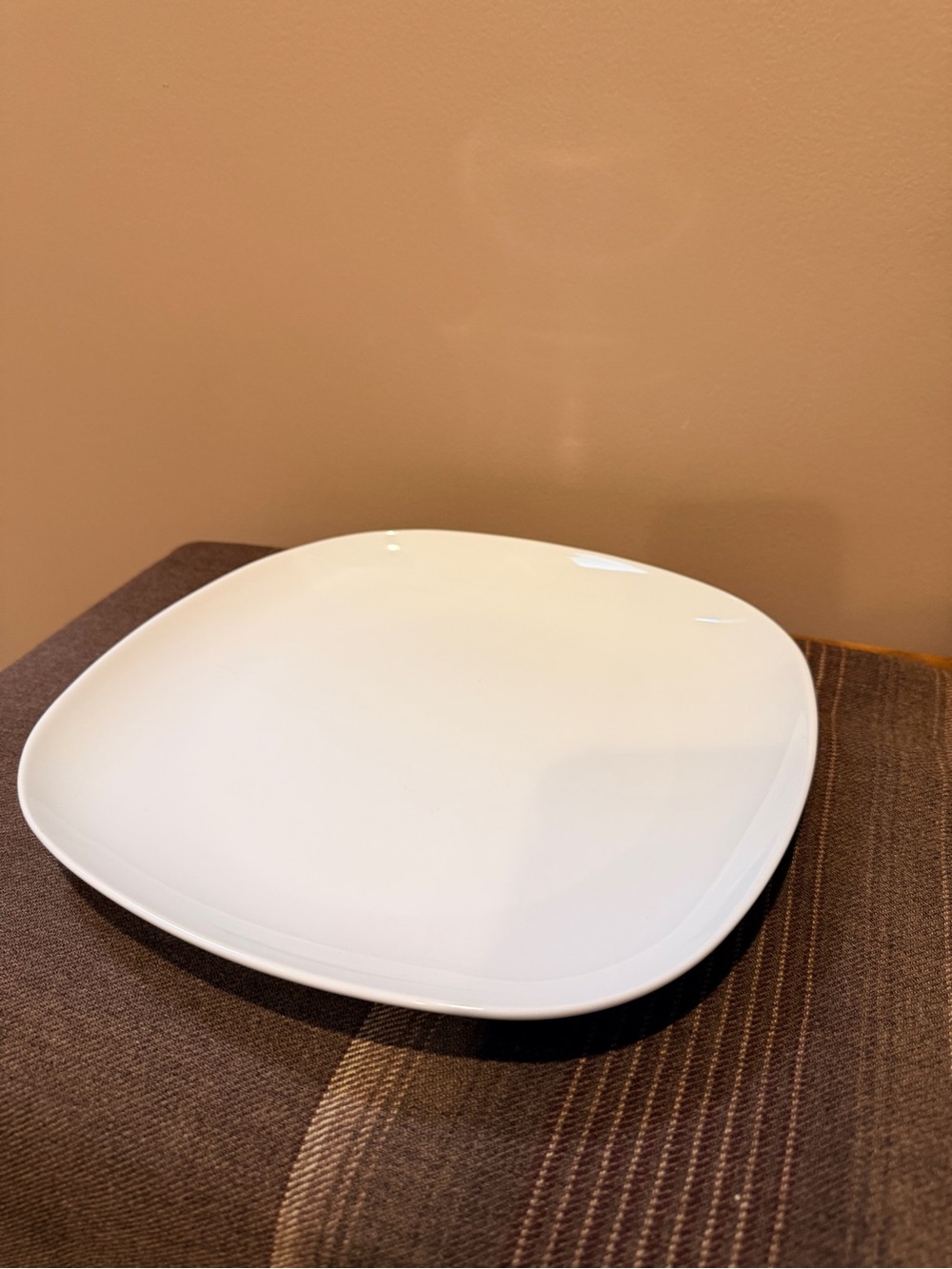 Royal Norfolk White Square Ceramic 7” Plate - Clean Modern Design